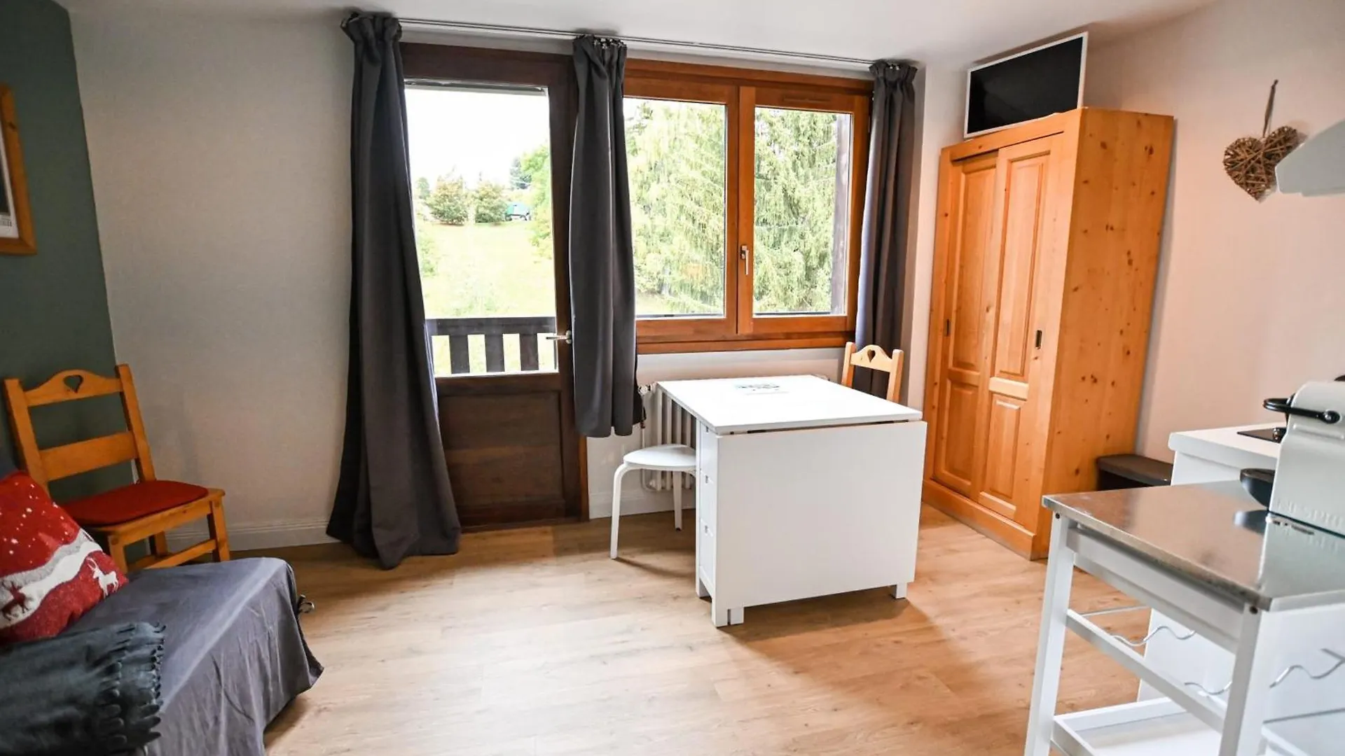 Renovated Apartment And Near The Slopes! كومْبلو فرنسا